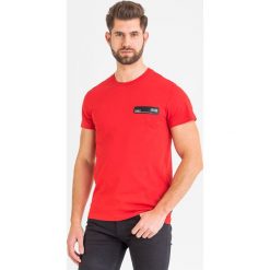 T-SHIRT versace jeans couture. Czarne t-shirty damskie Versace Jeans Couture, m, bez wzorów, z jeansu, bez kołnierzyka. Za 619,00 zł.