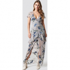 For Love & Lemons Sukienka Cleo Floral Maxi - Grey. Szare długie sukienki For Love & Lemons, z haftami, z falbankami. W wyprzedaży za 425,39 zł.