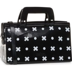 Torebka MELISSA - Magic Bag + Gato Felix 34186 Black/Whie 51492. Czarne torebki klasyczne damskie Melissa, bez wzorów, z tworzywa sztucznego, klasyczne, duże, bez dodatków. Za 569,00 zł.