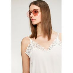 Answear - Top Wild Nature. Białe bluzki damskie marki ANSWEAR, s, z poliesteru, casualowe, bez rękawów. W wyprzedaży za 59,90 zł.