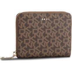 Duży Portfel Damski DKNY - Bryant-Sm Zip Around R831J656 Mocha Logo/Vic 9MV. Pomarańczowe portfele damskie DKNY, bez wzorów, ze skóry ekologicznej. W wyprzedaży za 279,00 zł.