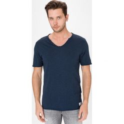 Jack & Jones Jean Bla. Koszulka Niebieski. Niebieskie podkoszulki męskie Jack & Jones, m, bez wzorów, z bawełny, z krótkim rękawem. Za 87,95 zł.