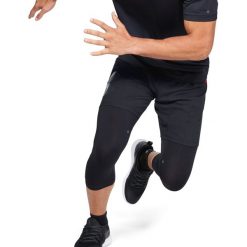 Under Armour Vanish Woven Szorty Czarny Czerwony. Czerwone spodenki i szorty męskie Under Armour, l, bez wzorów, z poliesteru. Za 240,95 zł.