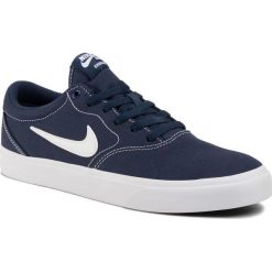 Buty NIKE - Sb Charge Cnvs CD6279 402 Midnight Navy/White. Niebieskie buty sportowe męskie Nike, ze skóry ekologicznej, bez zapięcia. W wyprzedaży za 199,00 zł.
