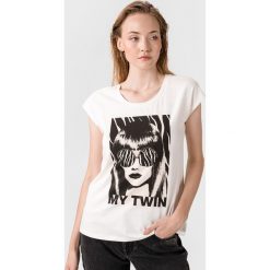 TWINSET Koszulka Beżowy. Brązowe koszulki damskie Twinset, s, z nadrukiem, z elastanu, bez kołnierzyka, z krótkim rękawem. Za 343,95 zł.
