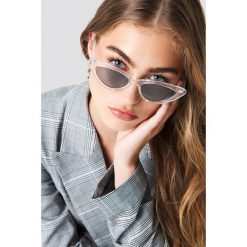 NA-KD Accessories Transparentne okulary przeciwsłoneczne kocie oczy - Black. Czarne okulary przeciwsłoneczne damskie marki NA-KD Accessories. W wyprzedaży za 20,47 zł.