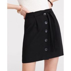 Spódnica mini z Tencelu™ - Czarny. Czarne spódniczki damskie Reserved, bez wzorów, mini. Za 89,99 zł.