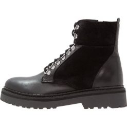 Buty zimowe damskie: Zign Botki na platformie black