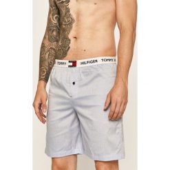 Tommy Hilfiger - Szorty. Niebieskie bokserki męskie TOMMY HILFIGER, s, bez wzorów, z elastanu. W wyprzedaży za 99,90 zł.