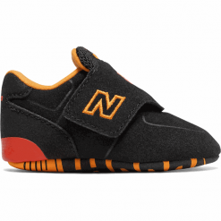 New Balance CC574ZOL. Buciki niemowlęce New Balance, bez zapięcia. W wyprzedaży za 99,99 zł.