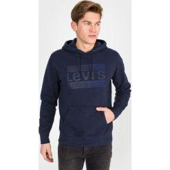 Levi's® Graphic Bluza Niebieski. Niebieskie bluzy męskie s, z nadrukiem, z bawełny, bez kołnierzyka, bez rękawów, bez kaptura. Za 309,95 zł.