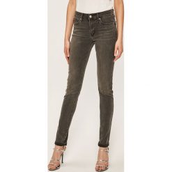 Levi's - Jeansy 711. Szare jeansy damskie Levi's®, s. W wyprzedaży za 329,90 zł.