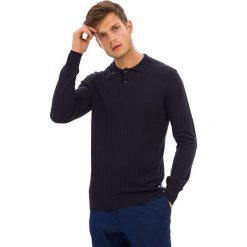 Sweter w kolorze granatowym. Niebieskie swetry męskie marki GALVANNI, m, bez wzorów, ze splotem, polo, bez kaptura. W wyprzedaży za 249,95 zł.
