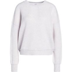 Swetry klasyczne damskie: Filippa K Sweter offwhite melange