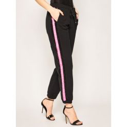 Spodnie dresowe Liu Jo Sport TA0018 F0802. Spodnie damskie Liu Jo Sport, m, z elastanu. Za 499,00 zł.