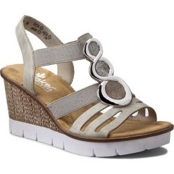 Sandały RIEKER - 65540-40 Grey. Szare klapki damskie marki Rieker, bez wzorów, ze skóry ekologicznej, bez obcasa, na obcasie. Za 229,00 zł.