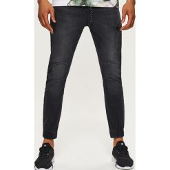 Jeansy SLIM JOGGER - Szary. Szare jeansy męskie slim Cropp. Za 129,99 zł.
