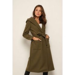Płaszcz "London" w kolorze khaki. Brązowe kurtki damskie Manoukian, na zimę, l. W wyprzedaży za 169,95 zł.