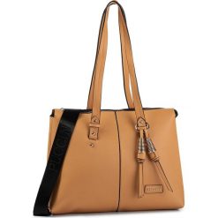 Torebka PUCCINI - BK29699 6C. Żółte torebki klasyczne damskie Puccini, klasyczne. W wyprzedaży za 149,00 zł.