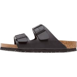 Birkenstock ARIZONA Kapcie black. Czarne kapcie męskie marki Birkenstock, ze skóry ekologicznej. Za 329,00 zł.