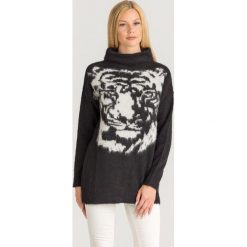 SWETER LIU JO. Czarne swetry damskie Liu Jo, s, z aplikacjami, z materiału, bez rękawów, bez kaptura. Za 1079,00 zł.