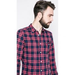 Wrangler - Koszula. Czerwone koszule męskie Wrangler, xl, w kratkę, z bawełny, klasyczne, z klasycznym kołnierzykiem, z długim rękawem. W wyprzedaży za 179,90 zł.