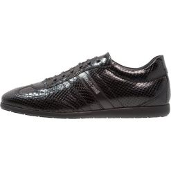 Trampki męskie: Roberto Cavalli LUCAS Tenisówki i Trampki nero/silver