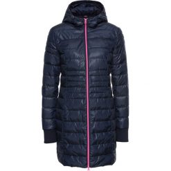 Kurtka ocieplana bonprix ciemnoniebiesko-neonowy różowy. Niebieskie bomberki damskie bonprix, z kapturem. Za 239,99 zł.