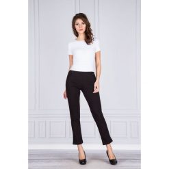Czarne spodnie. Czarne spodnie damskie Made in Poland, xl, z elastanu. Za 119,00 zł.