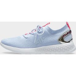Buty sportowe dziewczęce (32-38). Buty dziewczęce sportowe bez wzorów, z dzianiny, na sznurówki. Za 129,99 zł.