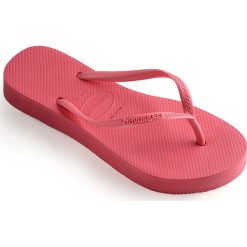 Havaianas - Japonki. Różowe klapki damskie Havaianas, bez wzorów, z materiału, bez obcasa, na obcasie. W wyprzedaży za 79,90 zł.