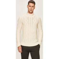 Only & Sons - Sweter. Białe swetry męskie Only & Sons, s, bez wzorów, z bawełny. W wyprzedaży za 139,90 zł.