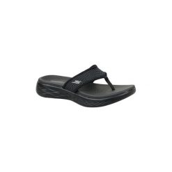 Japonki Skechers On The Go 600 15300-BBK. Czarne klapki damskie marki Skechers, bez wzorów, bez obcasa. Za 149,99 zł.