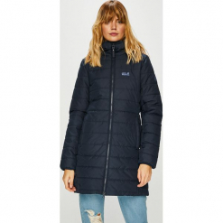 Jack Wolfskin - Kurtka Maryland. Fioletowe kurtki damskie Jack Wolfskin, s, bez wzorów, z poliesteru, długie, z kapturem. W wyprzedaży za 569,90 zł.
