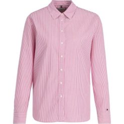 Koszula TOMMY HILFIGER Ebru Shirt WW0WW25300. Różowe bluzki damskie TOMMY HILFIGER, bez wzorów, z bawełny, bez kołnierzyka, bez rękawów. W wyprzedaży za 239,00 zł.