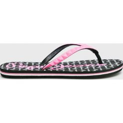 Pepe Jeans - Japonki. Czerwone klapki damskie Pepe Jeans, bez wzorów, z jeansu, bez obcasa, na obcasie. W wyprzedaży za 59,90 zł.