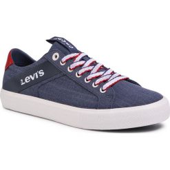 Tenisówki LEVI'S - Woodward L 230667-752-17 Navy Blue. Niebieskie półbuty męskie na co dzień, bez wzorów, z gumy, eleganckie, bez zapięcia. W wyprzedaży za 219,00 zł.