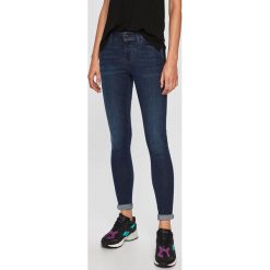 Diesel - Jeansy. Niebieskie jeansy damskie Diesel, bez wzorów, z elastanu. W wyprzedaży za 499,90 zł.