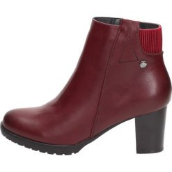 Bordowe botki buty damskie SABATINA 213 SŁUPEK. Czerwone botki damskie Sabatina, klasyczne, na wysokim obcasie, na obcasie, bez zapięcia. W wyprzedaży za 129,00 zł.
