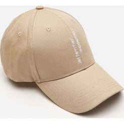 Czapka z daszkiem - Kremowy. Białe czapki damskie House, bez wzorów. Za 29,99 zł.