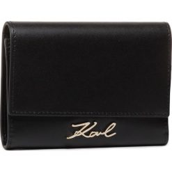 Duży Portfel Damski KARL LAGERFELD - 201W3238 Black. Czarne portfele damskie KARL LAGERFELD, bez wzorów, ze skóry. W wyprzedaży za 459,00 zł.