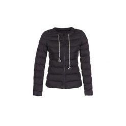 Kurtki pikowane Love Moschino DONADO. Czarne kurtki damskie marki Love Moschino. Za 1105,30 zł.