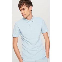 Klasyczna koszulka polo - Niebieski. Niebieskie koszulki polo marki Reserved. Za 39,99 zł.