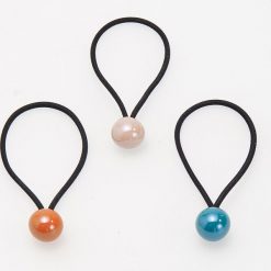 Gumki do włosów z ozdobami 3 pack - Wielobarwny. Gumki do włosów damskie Reserved, bez wzorów. Za 19,99 zł.