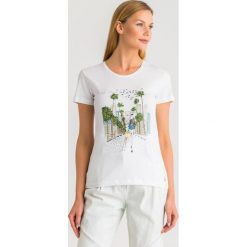 T-SHIRT patrizia pepe. Białe t-shirty damskie Patrizia Pepe, xs, bez wzorów, z materiału, bez kołnierzyka. Za 389,00 zł.