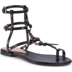 Sandały ELISABETTA FRANCHI - SA-01L-02E2-V399 Nero. Czarne klapki damskie Elisabetta Franchi, bez wzorów, ze skóry, bez obcasa, na obcasie. W wyprzedaży za 1459,00 zł.