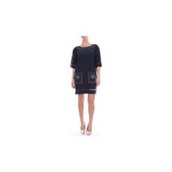 Sukienki krótkie Moschino A02195834. Niebieskie sukienki damskie MOSCHINO, bez wzorów, bez kołnierzyka, z krótkim rękawem, krótkie, mini. Za 848,01 zł.