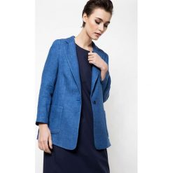 Żakiet w kolorze niebieskim. Niebieskie marynarki damskie Deni Cler, bez wzorów, z denimu. W wyprzedaży za 529,95 zł.