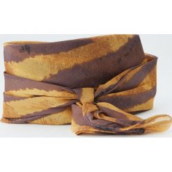 Chusta ze zwierzęcym wzorem. Brązowe chusty damskie Pull&Bear, z motywem zwierzęcym. Za 29,90 zł.