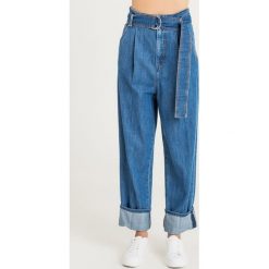 JEANSY ENRICO Sportmax Code. Jeansy damskie Sportmax Code, bez wzorów, z jeansu, klasyczne, z podwyższonym stanem. Za 879,00 zł.